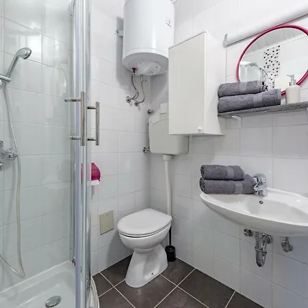 Appartement Lodra *