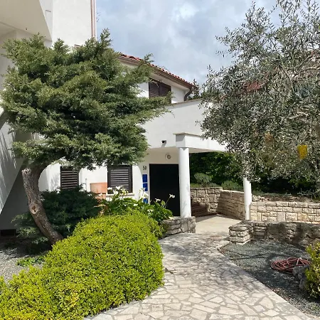 Lodra Appartement Pula