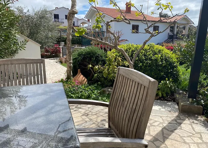 Lodra Appartement Pula